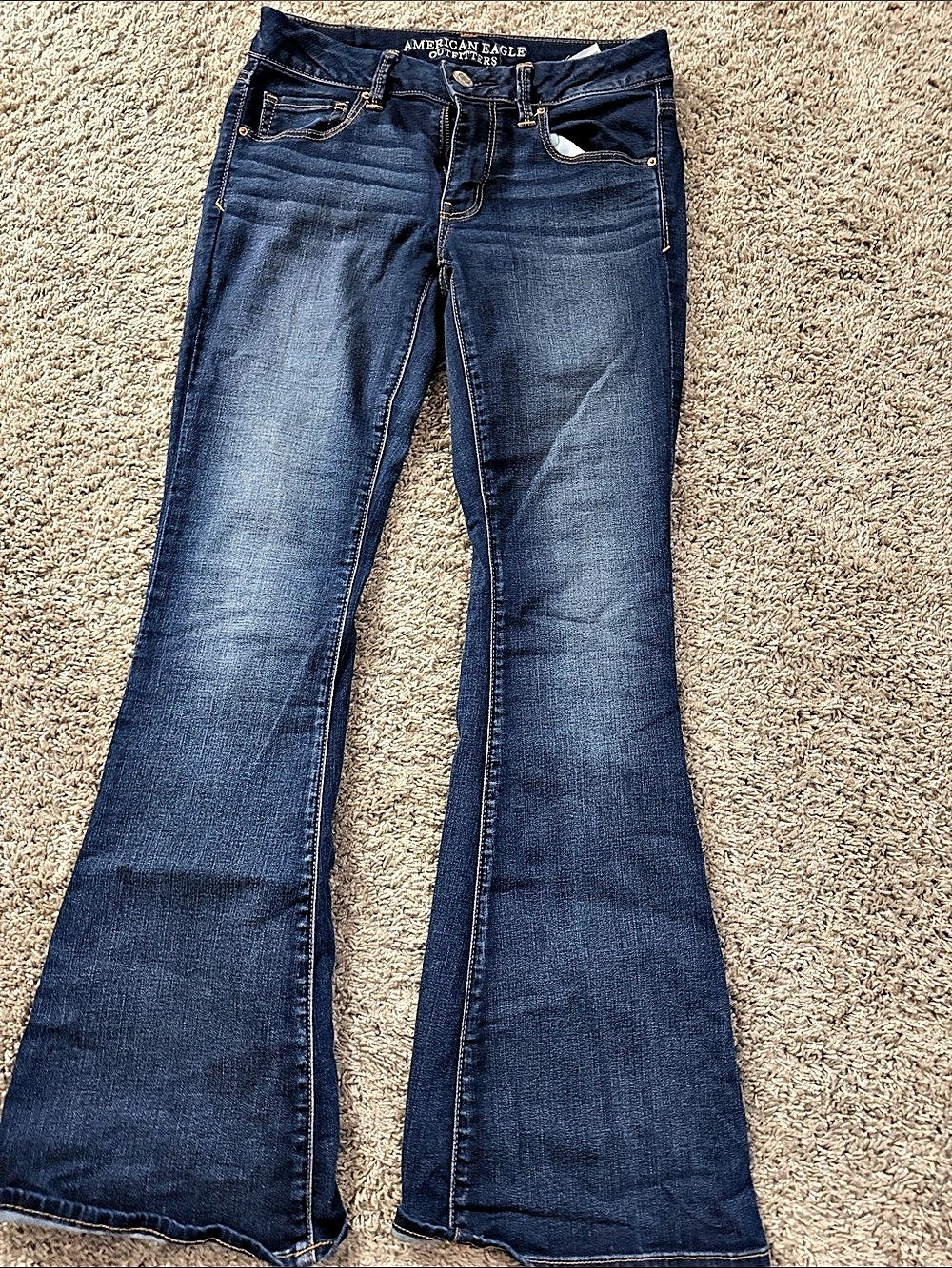 American Eagle Super Stretch Flare Jeans Flare Jeans in Blue Size 6
